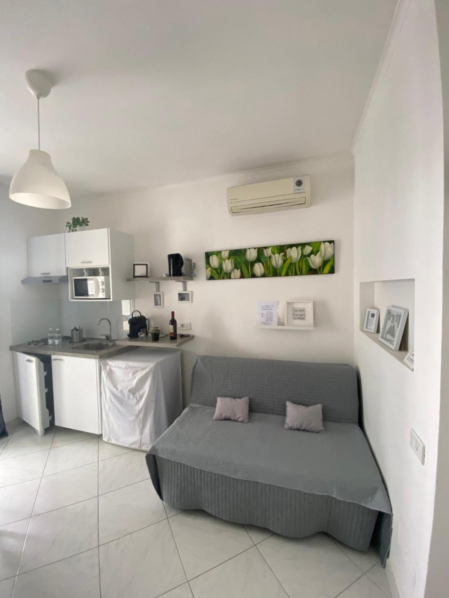 Vesucharme Flat Διαμέρισμα Νάπολη Εξωτερικό φωτογραφία